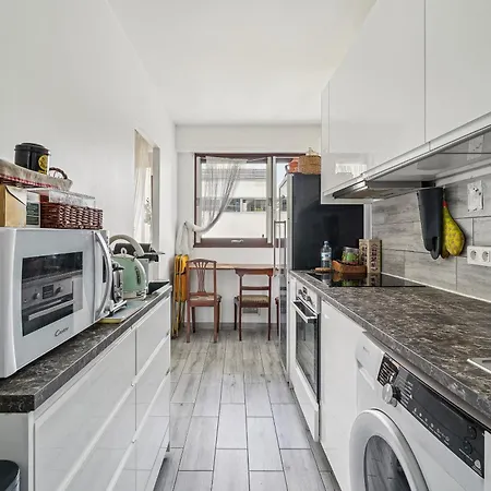 De Charme Dans Le Saint-lambert By Weekome Apartment